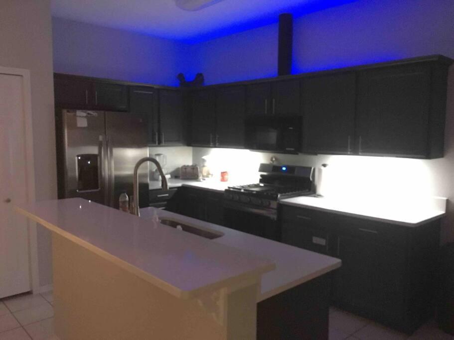 Family Villa With Private Pool Near Disney Parks คิสซิมมี ภายนอก รูปภาพ