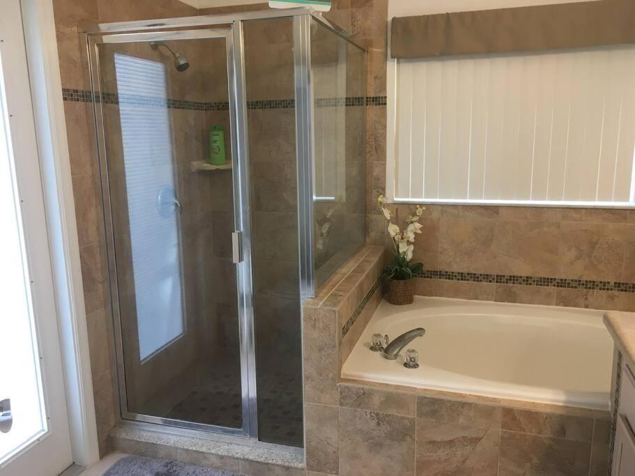 Family Villa With Private Pool Near Disney Parks คิสซิมมี ภายนอก รูปภาพ